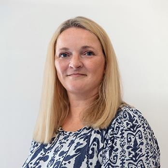 Teresa Rise - FC Lane Electronics Sales Advisor